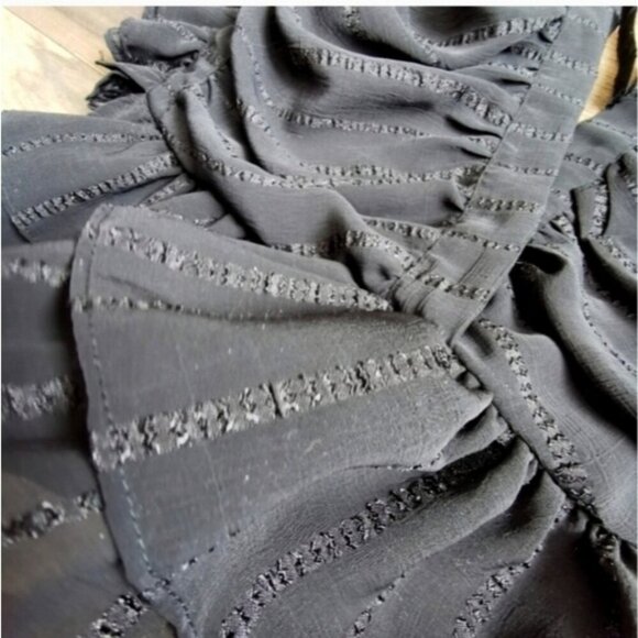 Uforia Muse Black Lace Trim V-Neck Blouse Women's Size Medium M - Picture 4 of 15